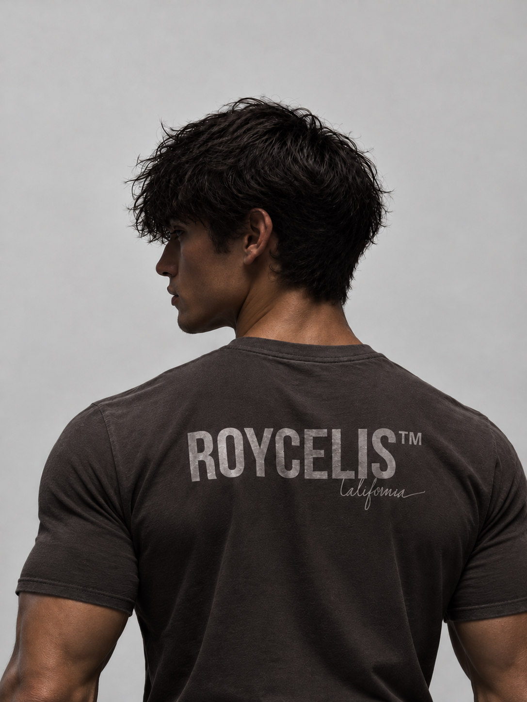 ROYCELIS T